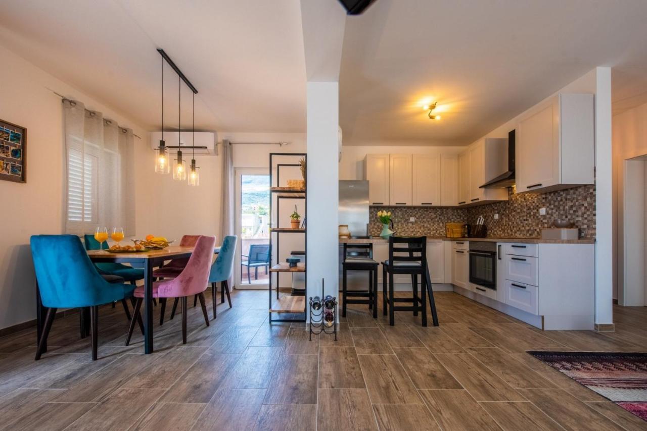 Apartman Paula Kaštela Buitenkant foto
