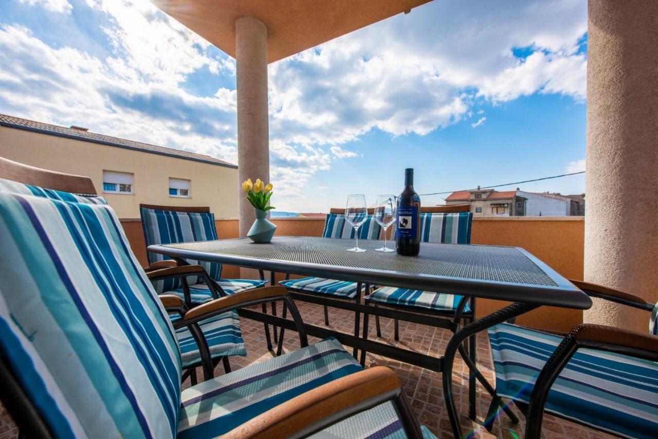 Apartman Paula Kaštela Buitenkant foto
