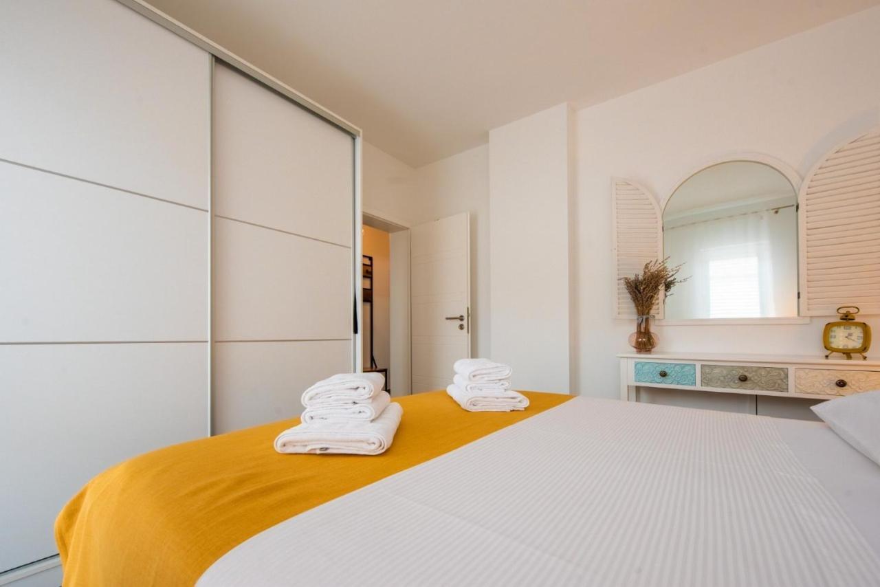 Apartman Paula Kaštela Buitenkant foto